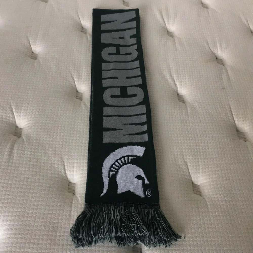 Men Michigan Spartans College Scarf
